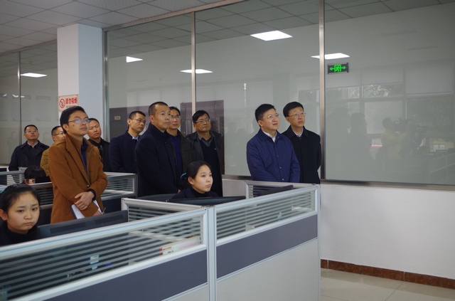 督導檢查智能調度中心.jpg